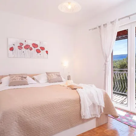 Apartment Katarina Vrboska